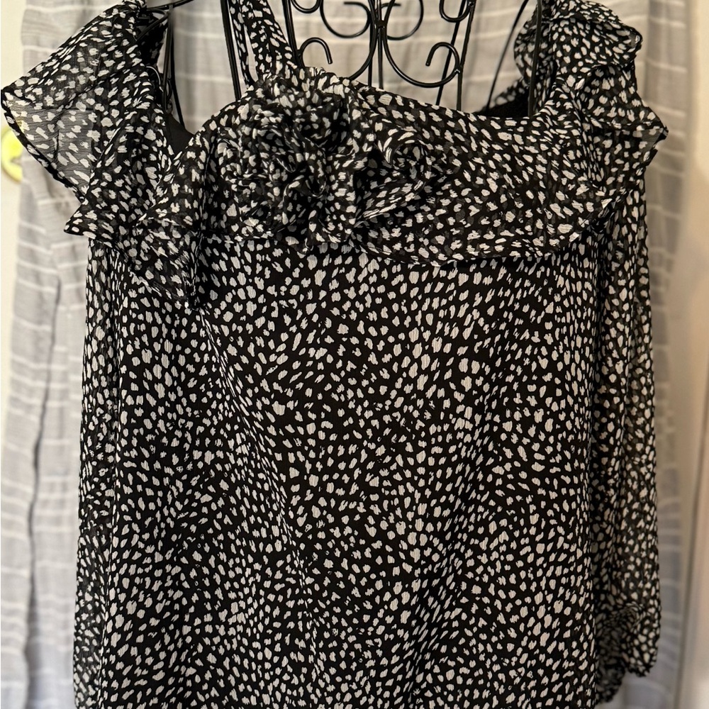 INC International Concepts Black and White Ruffled Sleeveless Blouse